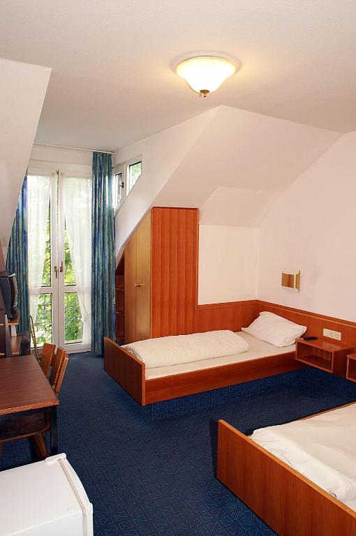 Fränkischer Gasthof Lutz Giebelstadt Zimmer foto