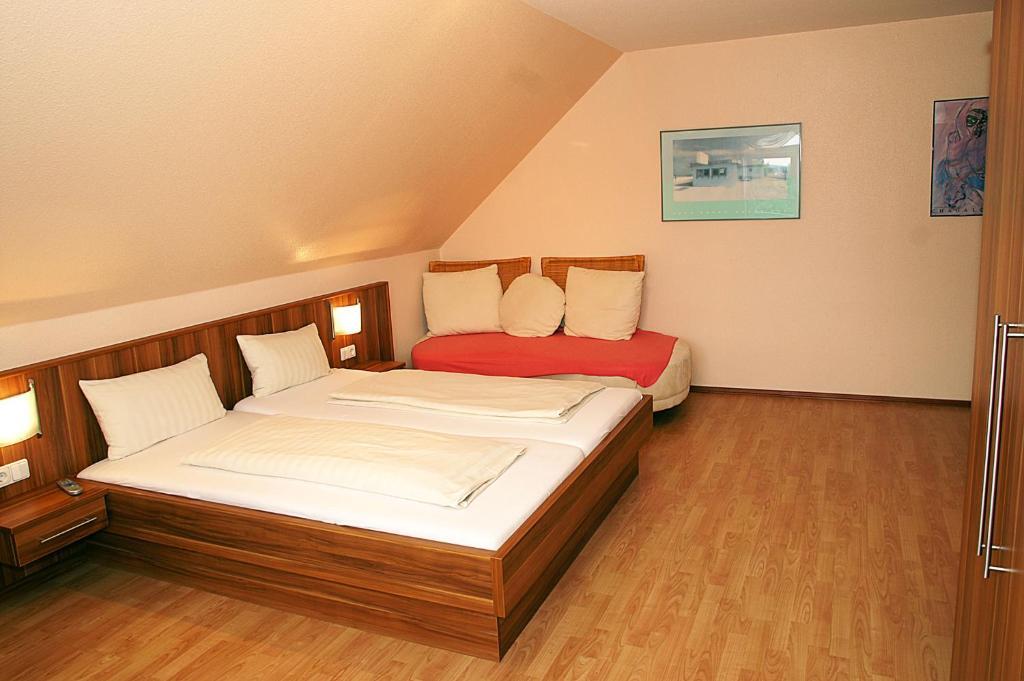 Fränkischer Gasthof Lutz Giebelstadt Zimmer foto